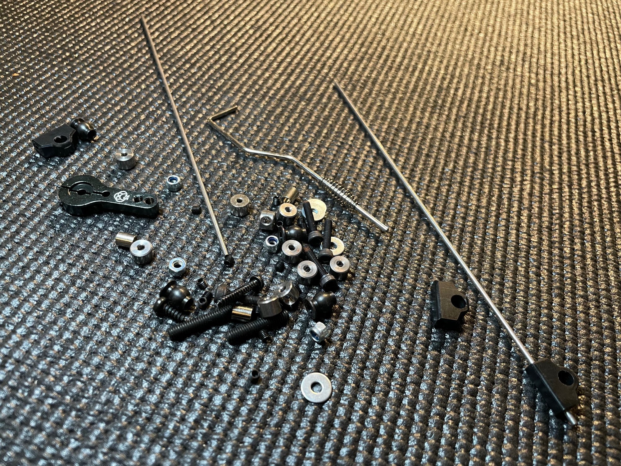 N-R-P Ultron Zr Build #5 (Engine, Linkage & Wiring) - House of RC